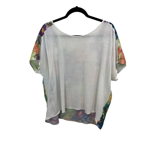 DRESSBARN Plus Size Cap Sleeve Hawaiian Floral Polyester Round Neck Top Size 1X - Picture 4 of 5